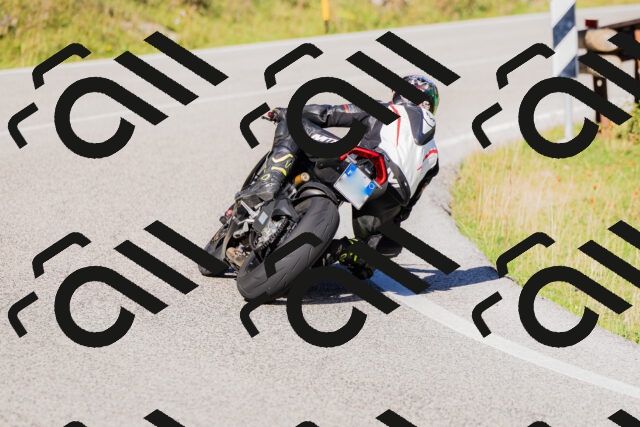 202509201013-_04A9930_c3