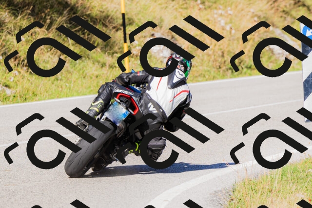 202509201013-_04A9932_c3