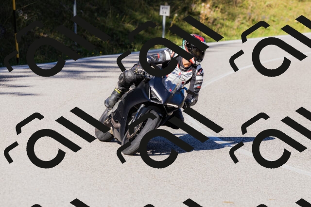 202509201014-_04A9954_c3