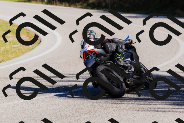 202509201014-_04A9959_c3