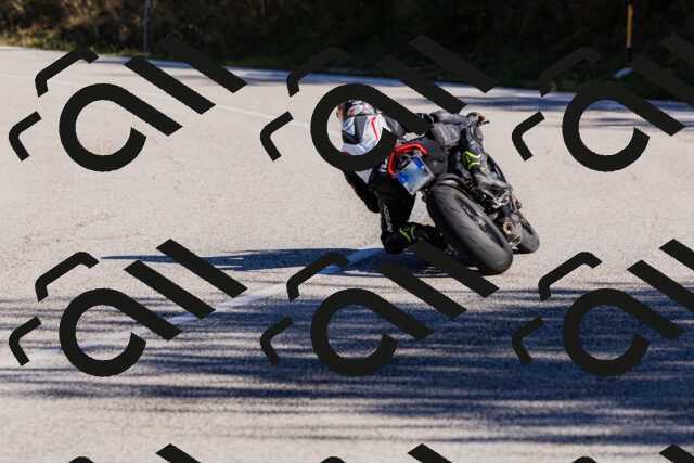 202509201014-_04A9960_c3