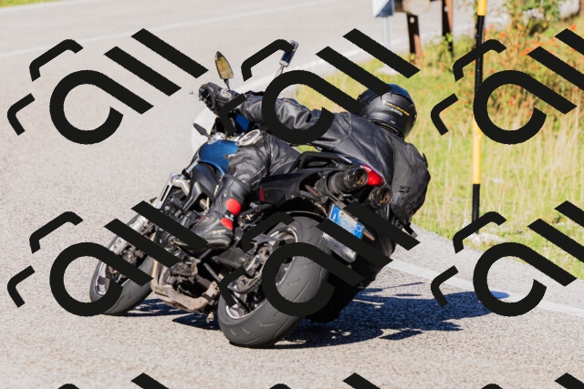 202509201019-_04A9985_c3