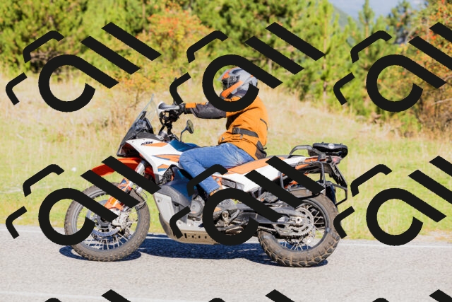 202509201021-_04A0020_c3