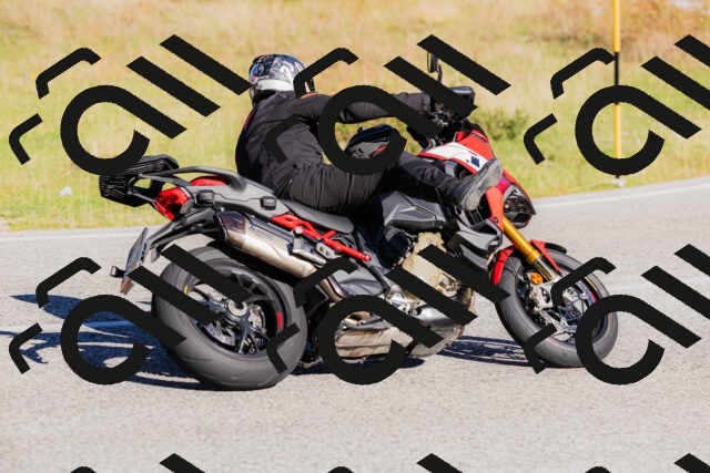 202509201025-_04A0054_c3