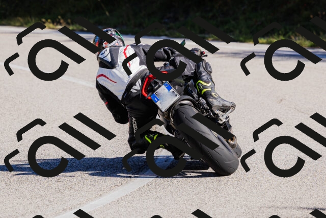 202509201029-_04A0123_c3