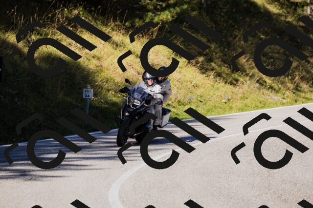 202509201031-_04A0142_c3