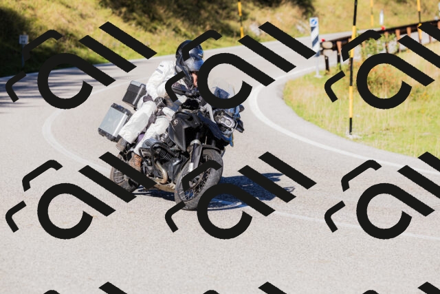 202509201031-_04A0144_c3