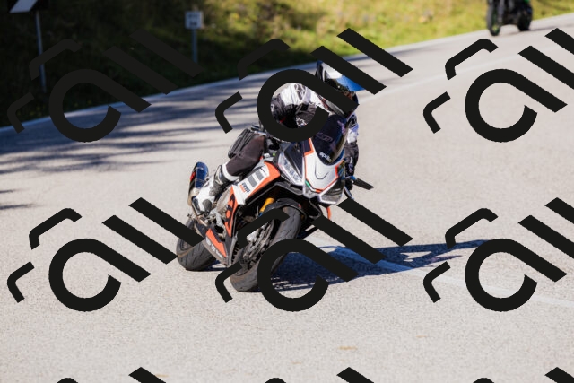 202509201032-_04A0163_c3