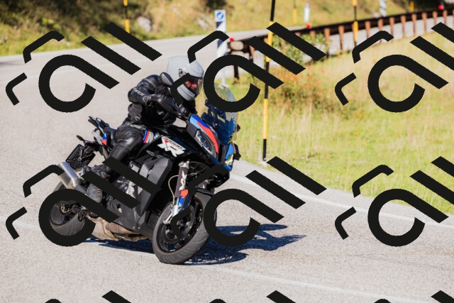 202509201035-_04A0221_c3