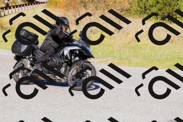 202509201036-_04A0228_c3