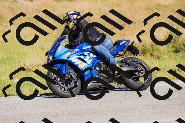 202509201037-_04A0240_c3