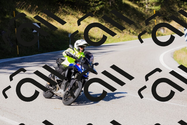 202509201037-_04A0245_c3