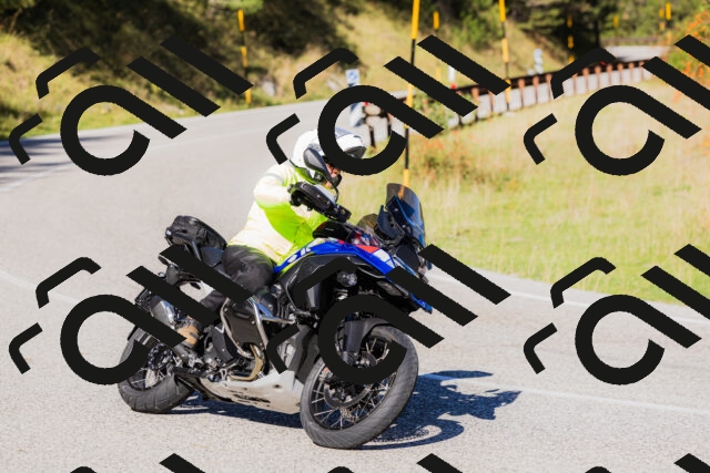 202509201037-_04A0246_c3