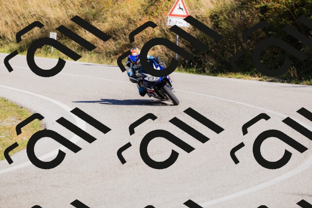 202509201043-_04A0303_c3