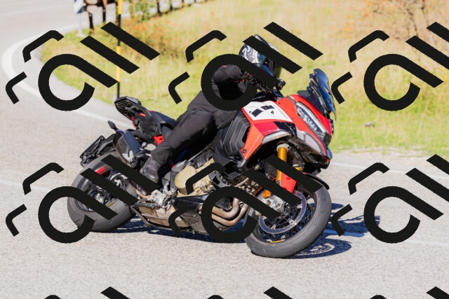 202509201044-_04A0334_c3