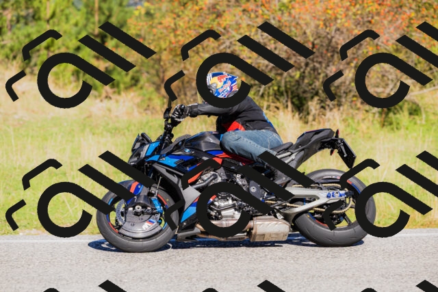 202509201046-_04A0353_c3