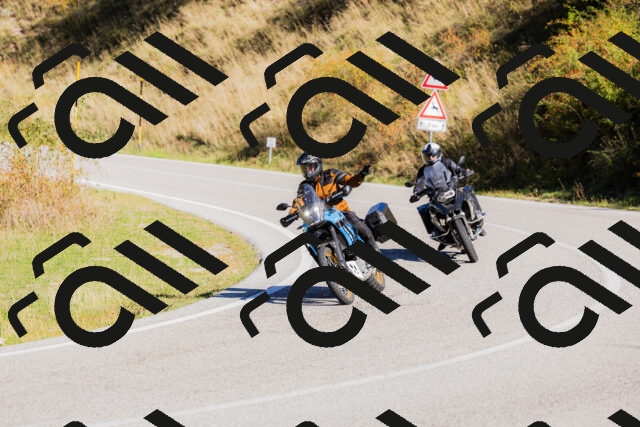 202509201047-_04A0363_c3