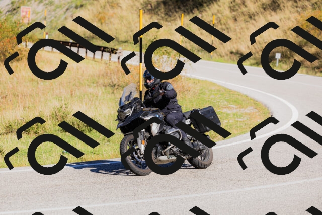 202509201047-_04A0365_c3