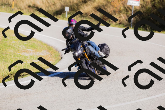 202509201047-_04A0368_c3