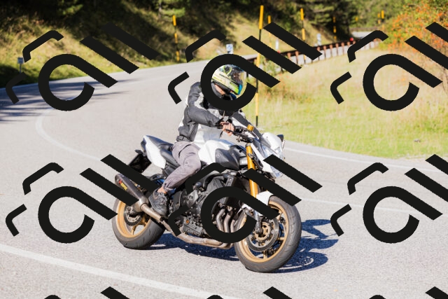 202509201047-_04A0374_c3