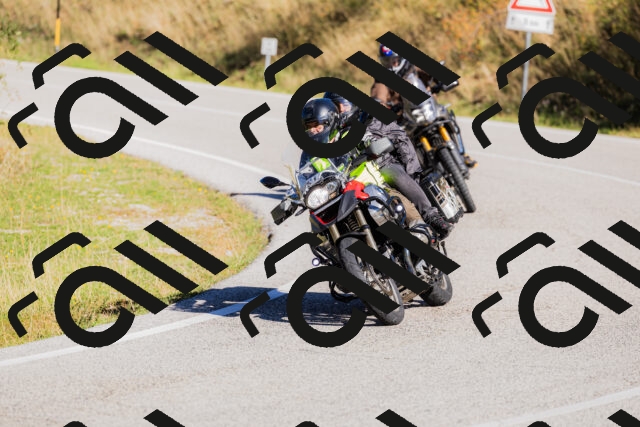 202509201057-_04A0441_c3