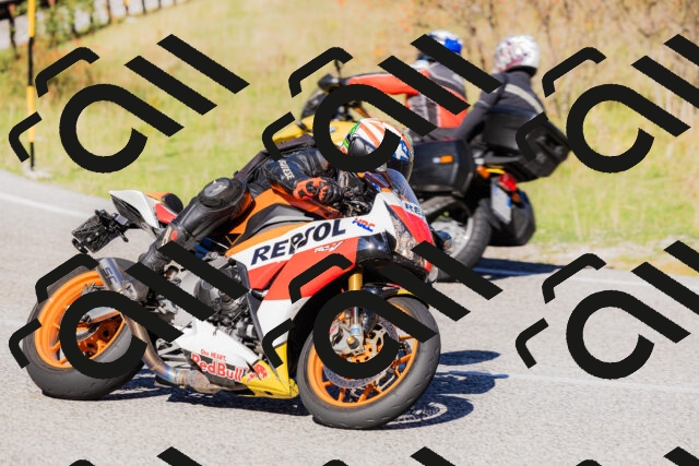 202509201057-_04A0448_c3