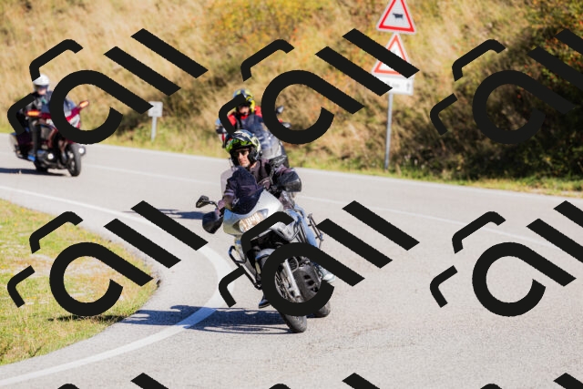 202509201100-_04A0465_c3