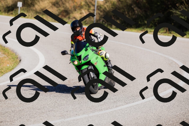 202509201101-_04A0481_c3