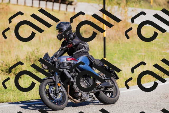 202509201101-_04A0497_c3