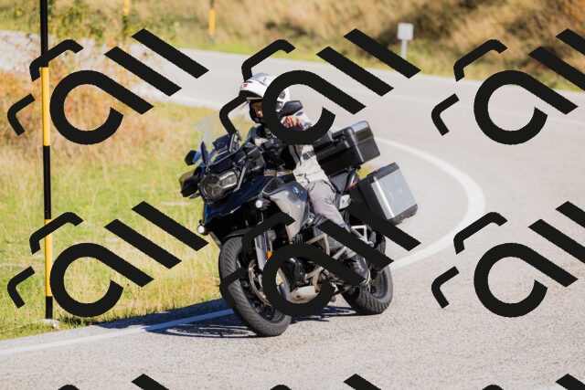 202509201102-_04A0504_c3