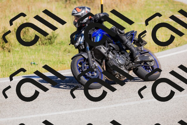 202509201104-_04A0528_c3