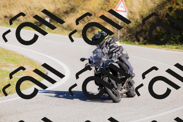 202509201107-_04A0545_c3