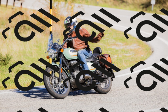 202509201110-_04A0570_c3