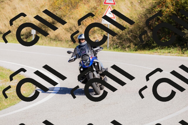 202509201112-_04A0579_c3