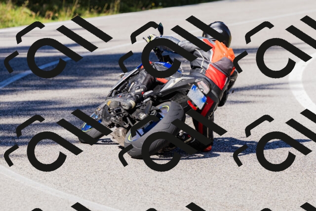 202509201116-_04A0592_c3