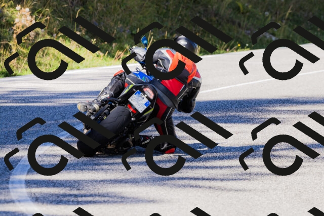 202509201116-_04A0593_c3