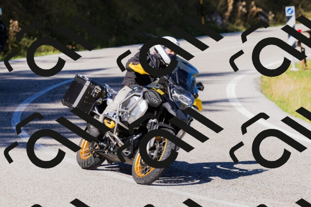 202509201121-_04A0655_c3