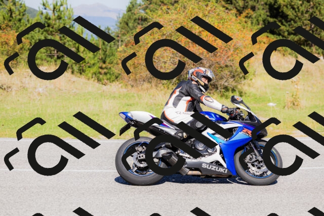 202509201123-_04A0698_c3