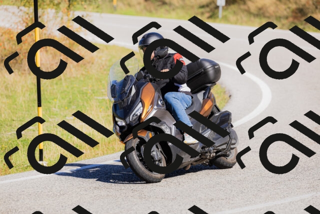 202509201124-_04A0715_c3