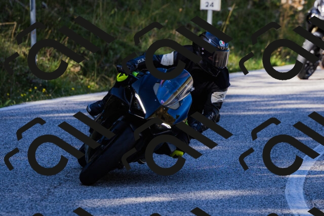 202509201124-_04A0716_c3