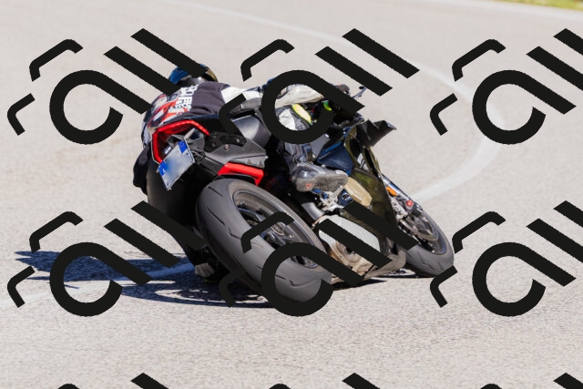 202509201126-_04A0742_c3