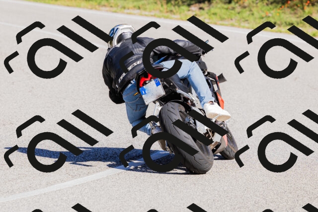 202509201127-_04A0758_c3