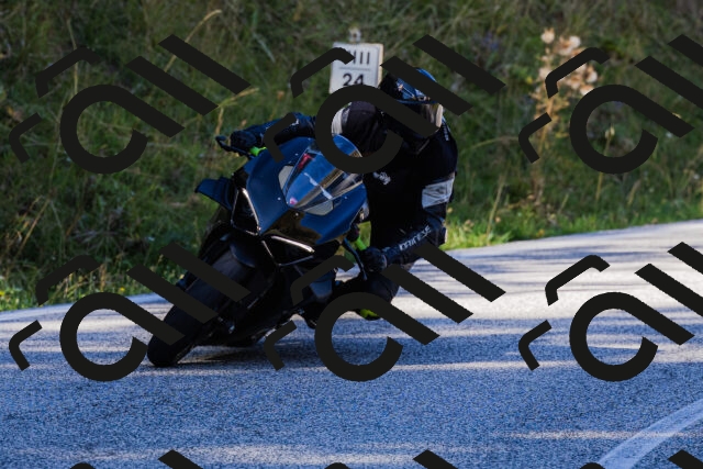 202509201128-_04A0766_c3