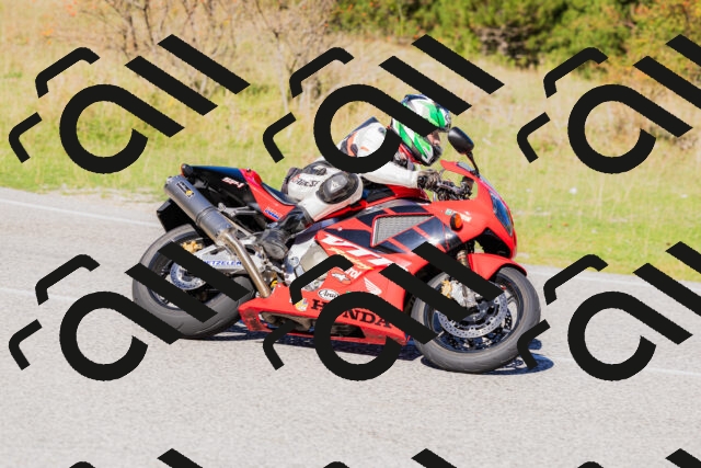 202509201130-_04A0791_c3