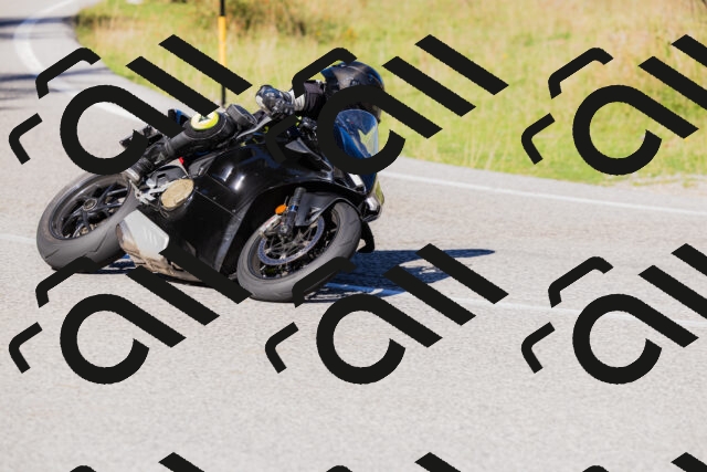 202509201131-_04A0805_c3