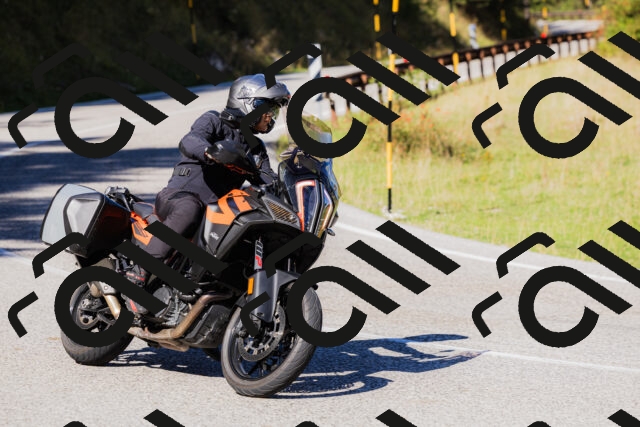 202509201132-_04A0823_c3