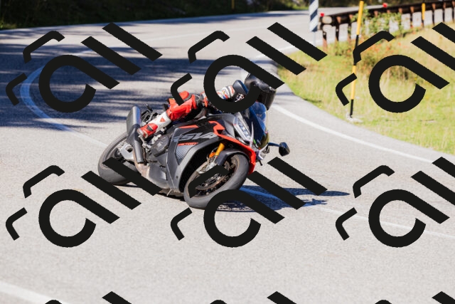 202509201134-_04A0844_c3