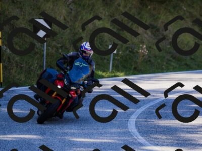 202509201135-_04A0856_c3