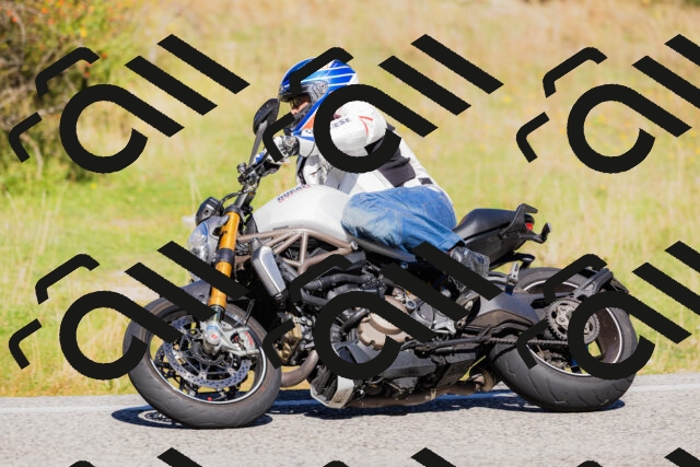 202509201139-_04A0882_c3