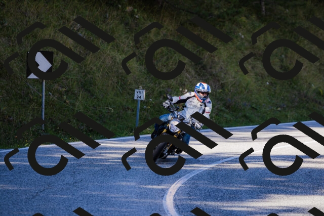 202509201141-_04A0899_c3